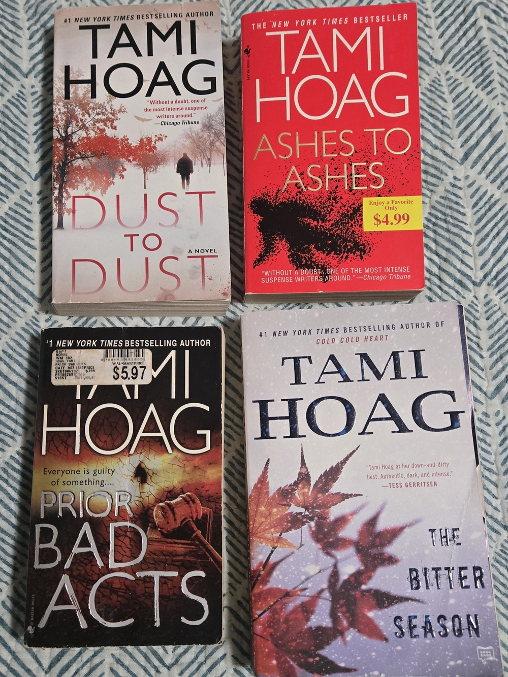 Tami Hoag Paperback Thriller Bundle